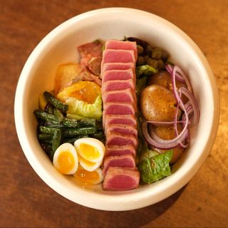 Салат Нісуаз (450г)