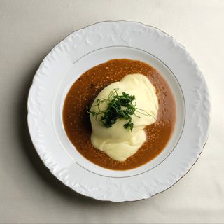 Біфштекс з картопляним мусом (390г)