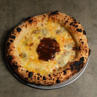 Піца чотири сири з абрикосовим джемом(370г)