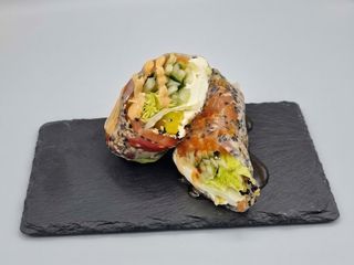 Спрінг-рол з лососем (230г)
