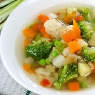 Овочевий суп з броколі (350г)