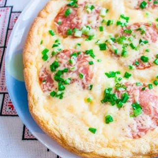 Омлет з ковбасою та  сиром (270г)