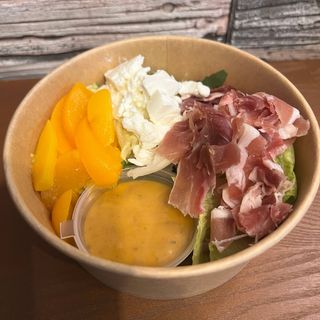 Салат Прошуто Персик (~200г)