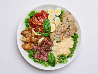 Салат Цезар (345г)