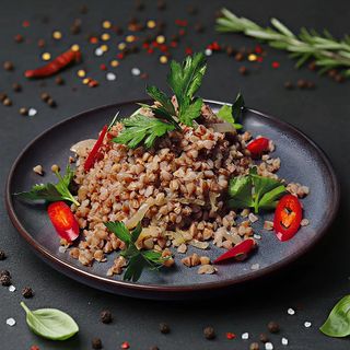 Гречка з цибулею