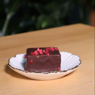 Цукерка пташине молоко (чорний шоколад)