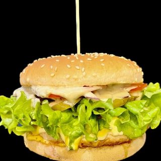 Бургер з курчими нагетсами