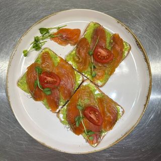 Salmon toast