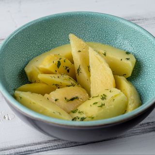 Картопля відварна (200г)