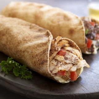 Сулугуні з арабської лаваші 