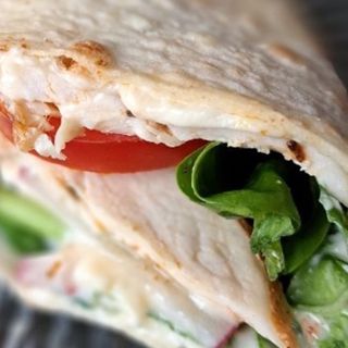 Шаурма грецький в лаваші з курячим м’ясо