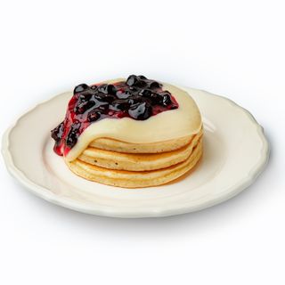 Панкейки з чорною смородиною та заварним кремом (380г)