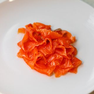 Лосось солоний ( 60 г)