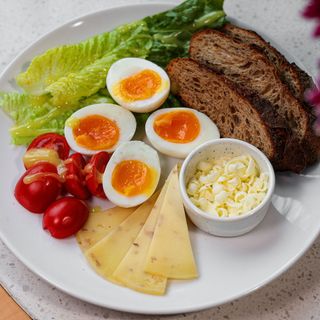 NEW Тарілка з вареними яйцями та сиром (260 г)