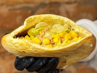 Піта з тунцем (255гр.)