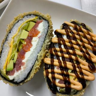 Суші Бургер Лосось Тунець