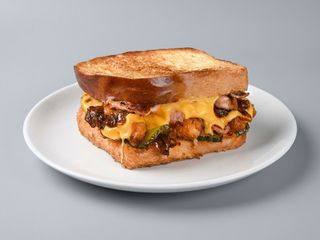 Мелт з куркою (290г)** гостра