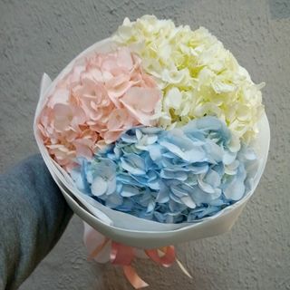 Букет з гортензій