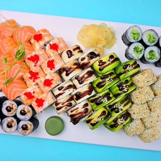 Максі Party set (1500г)