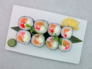 Футо з лососем та сніговим крабом (240г)