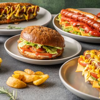 Гамбургер курячий+Фрі L+Соус