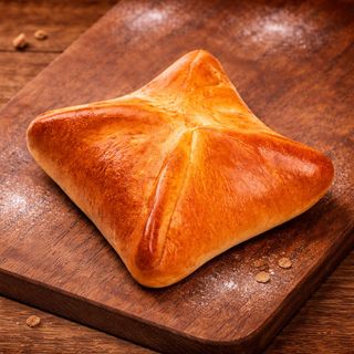 Пиріжок з курятиною (100г)