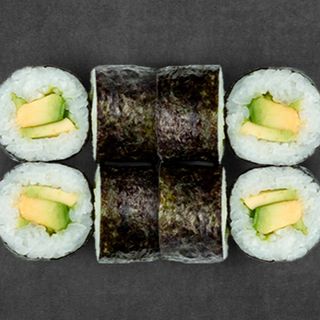 Макі з авокадо (170 грам)