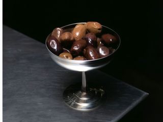 Оливки з кісточкою (70г)