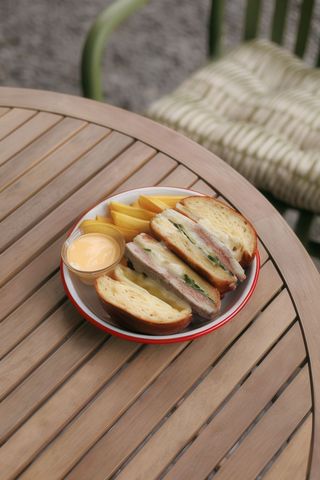 Бургер CAMEMBERTCH (490г)