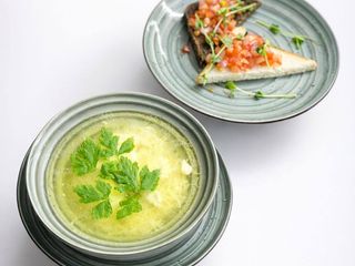 Курячий бульон з брускетою (300г)