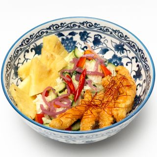 Боул з куркою і ананасом (350г)