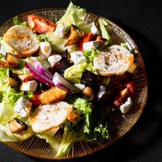 Салат з баклажаном та сиром фета (300г)