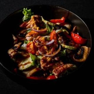 Салат з індичкою та овочами гриль (350г)