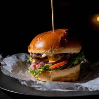 Бургер з яловичиною (300г)