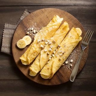 Млинці з бананом та шоколадною нутелою