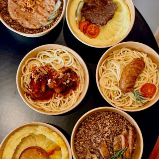 Гречка з курячою ковбаскою гриль