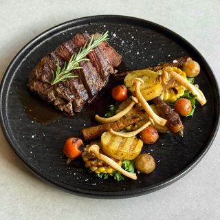 Рібай з овочами нуазет (350г)