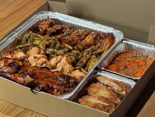 Сет з курчам ( 2190 грам)