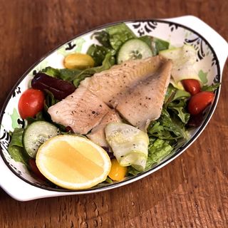 Салат з окунем