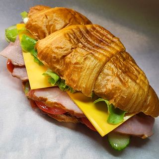 Круасан з шинкою