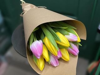 Букет 67 (тюльпани 11 шт)