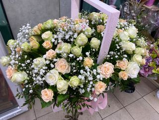 Троянди в кошику XL