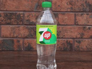 7 UP нуль цукру 0.5л
