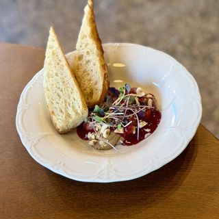 Курячий паштет з соусом полуниця-кардамон (200г)
