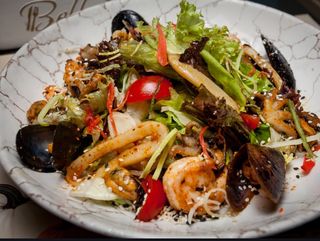 Салат з морепродуктами