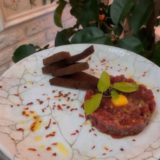 Тар-тар з яловичини 	(150г)