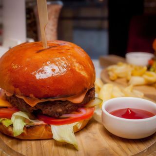 Чізбургер (300г)