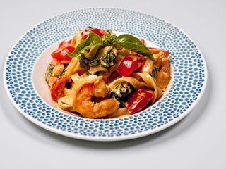 NEW Паста з креветками та соусом Том-ям (320г)