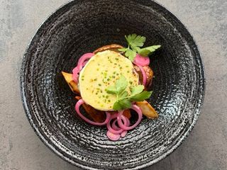 Біфштекс з сиром камамбер