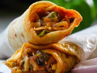 Чікен-чіз-катхі-ролл